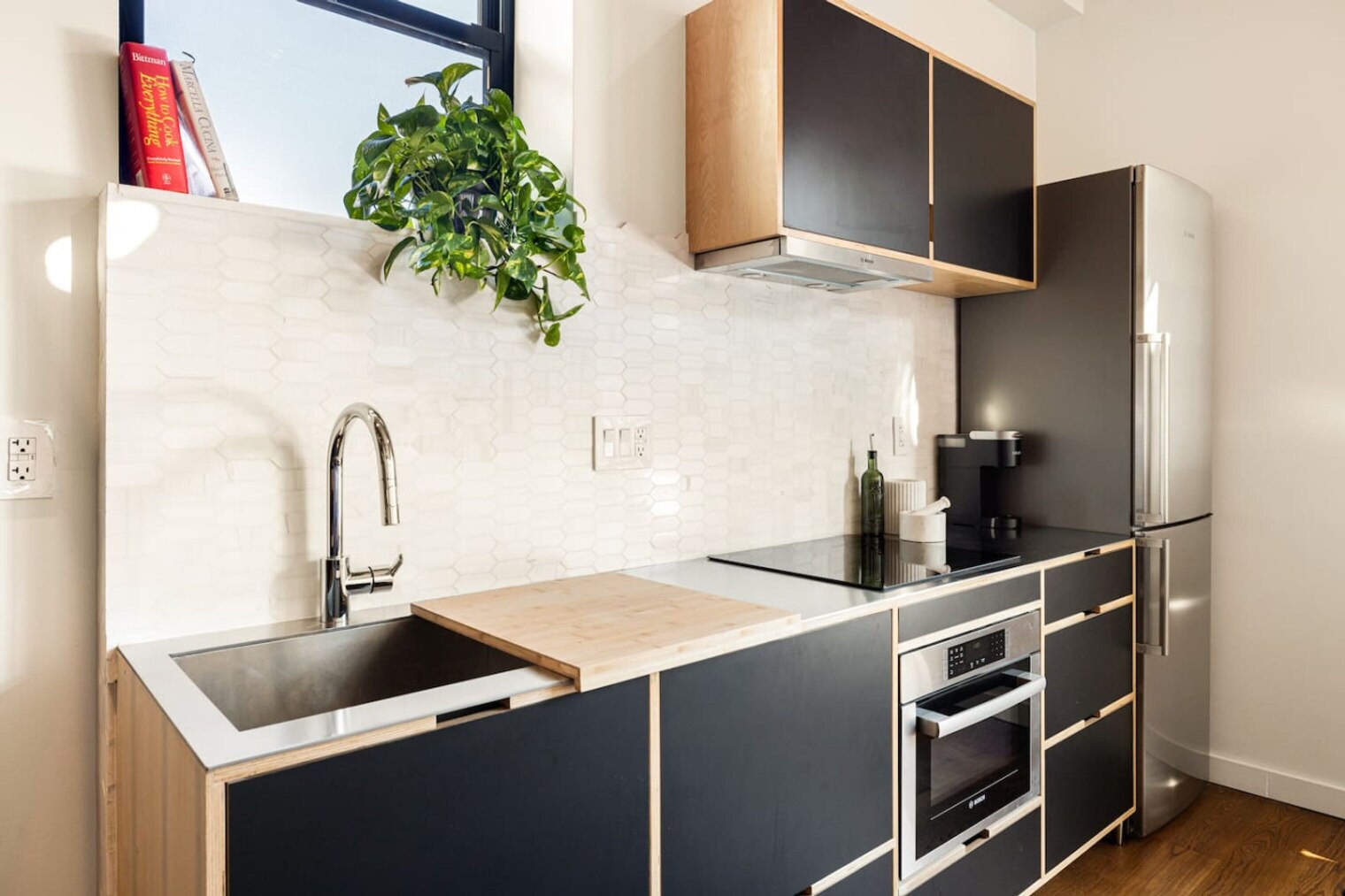 Building Photo - 1510 Race St