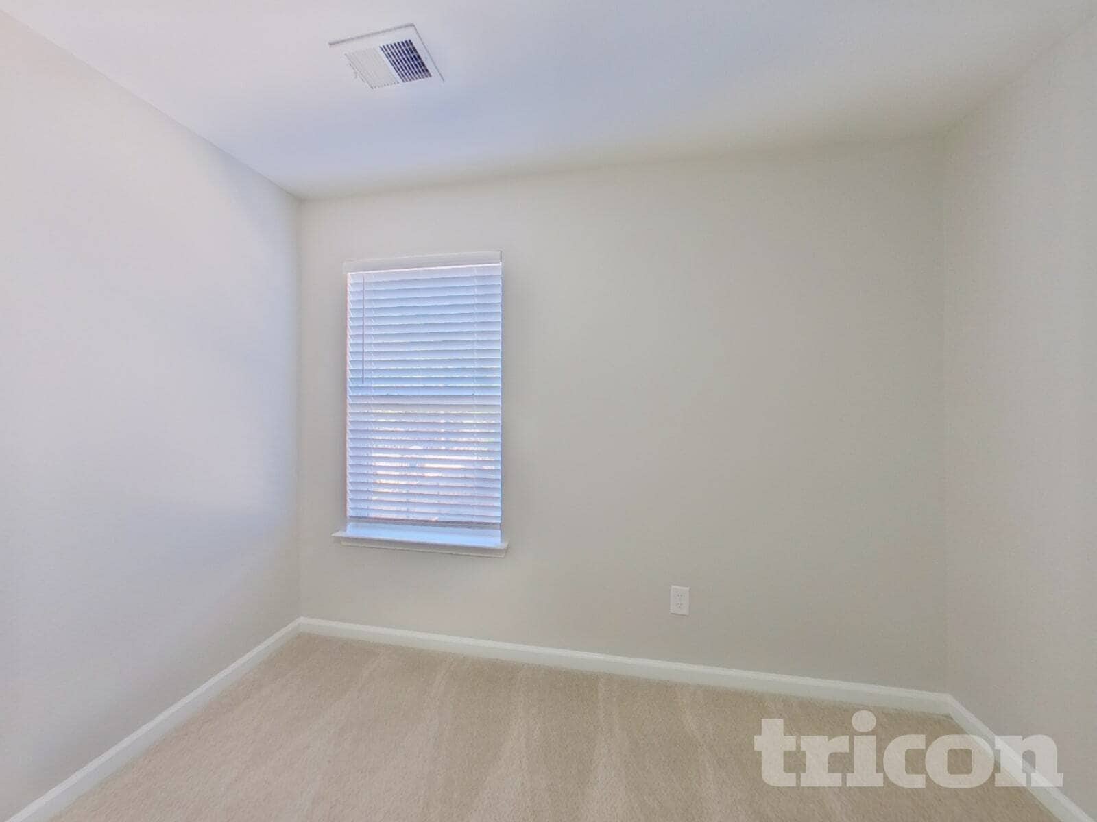 Building Photo - 369 Drooping Leaf Rd