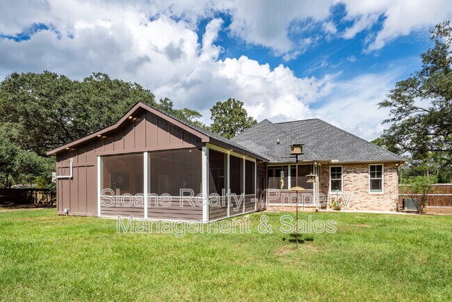 Building Photo - 5751 Old Jacksonboro Rd