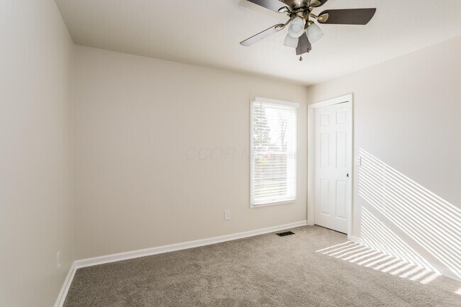 Building Photo - 2025 Santuomo Ave