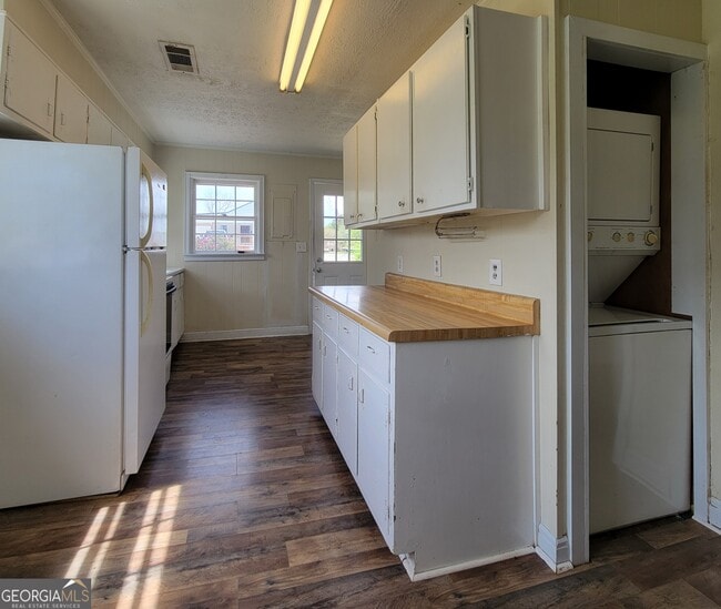 Building Photo - 1751 Atlanta Hwy SE