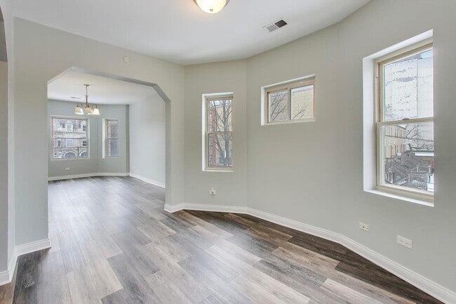 Building Photo - 5938 S Indiana Ave