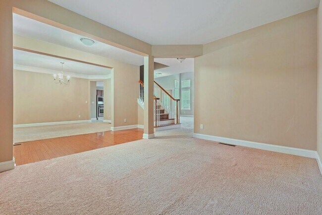 Building Photo - 1010 Chelsey Way
