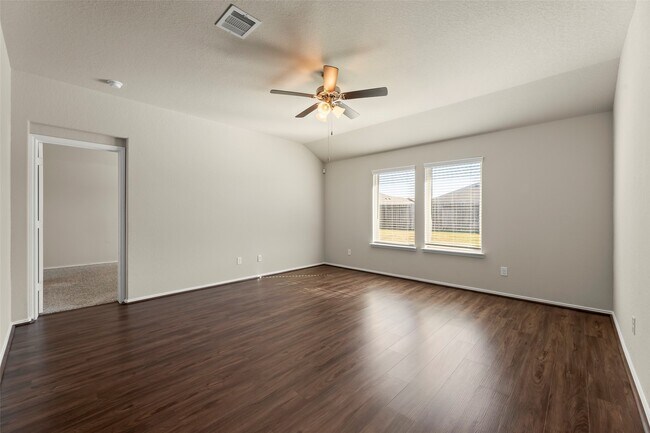 Building Photo - 1827 Brady Shores Dr