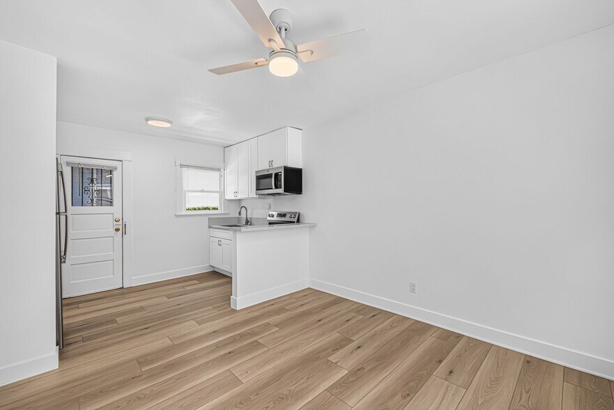 Building Photo - 525 Chestnut Ave