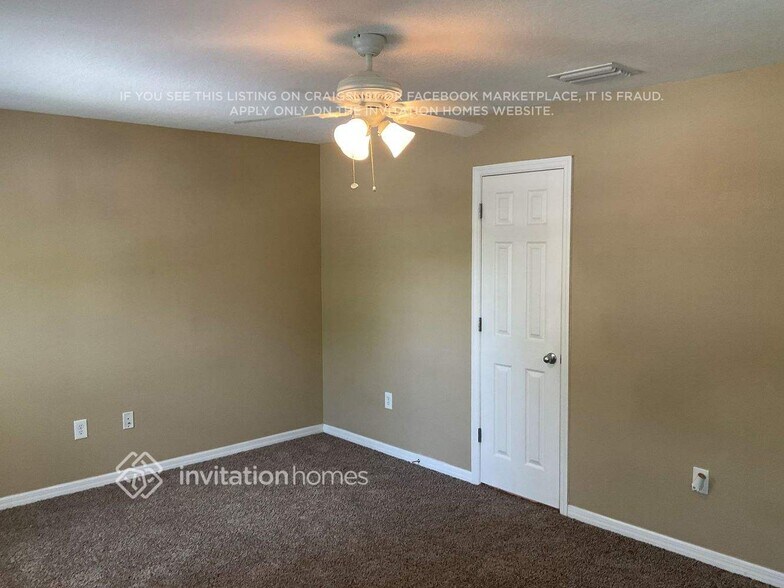 Building Photo - 15846 Starling Water Dr