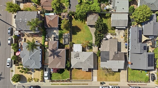 Building Photo - Private 3-Bedroom Single-Family Home with Big Backyard