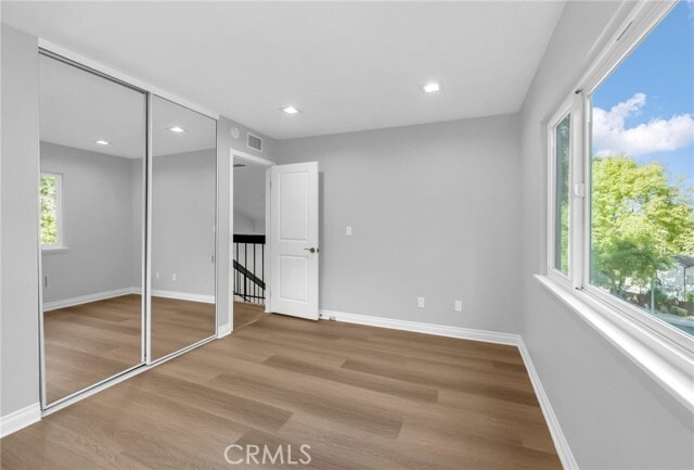 Building Photo - 4642 Poe Ave