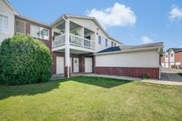 Building Photo - 8055 Lexington Pl