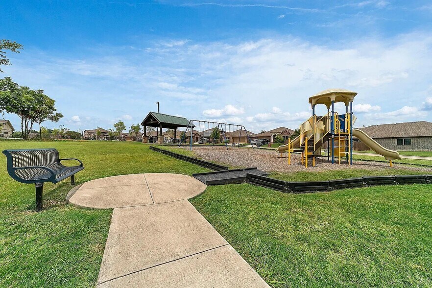 Building Photo - 485 Harding Ln