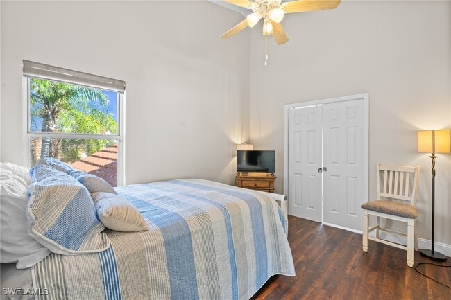 Building Photo - 541 Windsor Sq