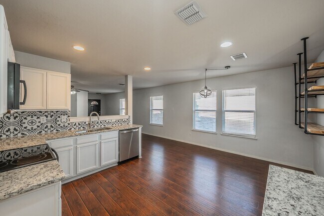 Building Photo - Updated and super clean single story 3 bed...