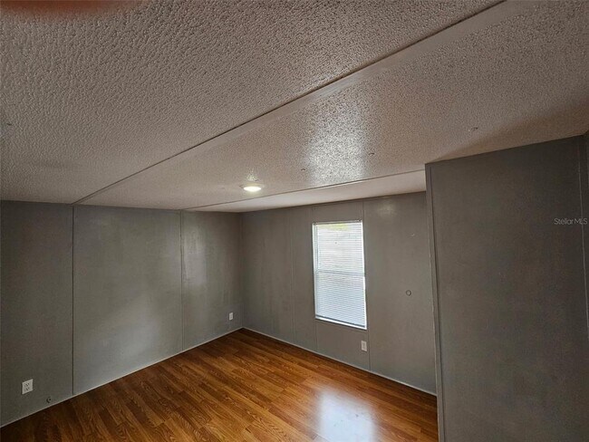 Building Photo - 6720 69th Ave N