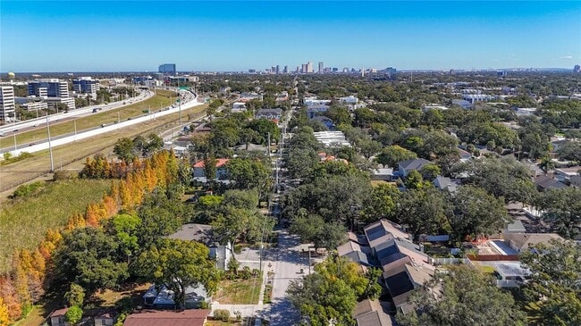 Building Photo - 4513 W Gray St