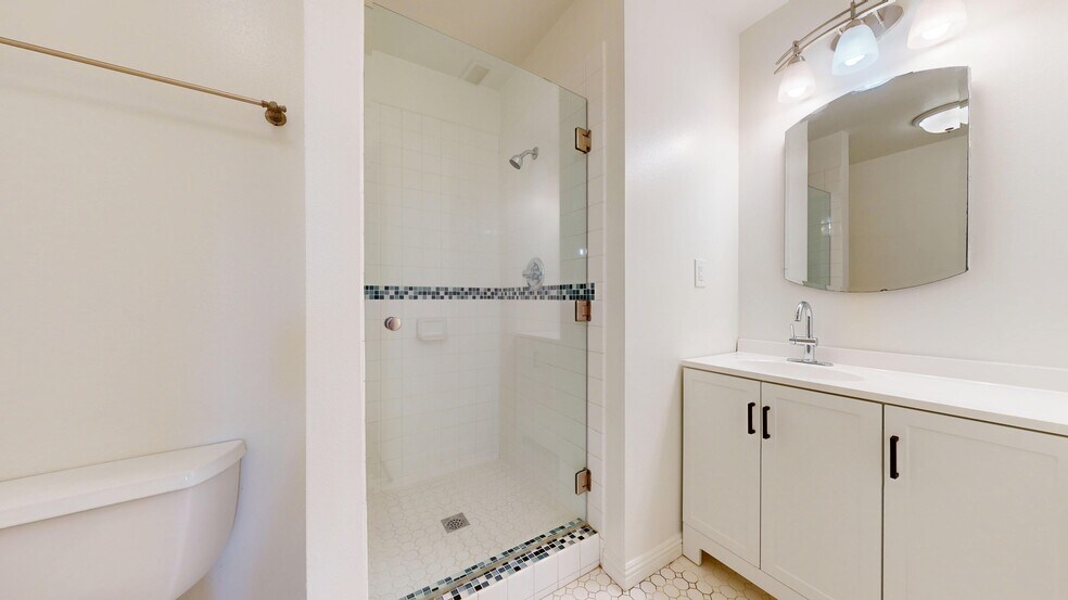 Building Photo - 22713 Frigate Ave