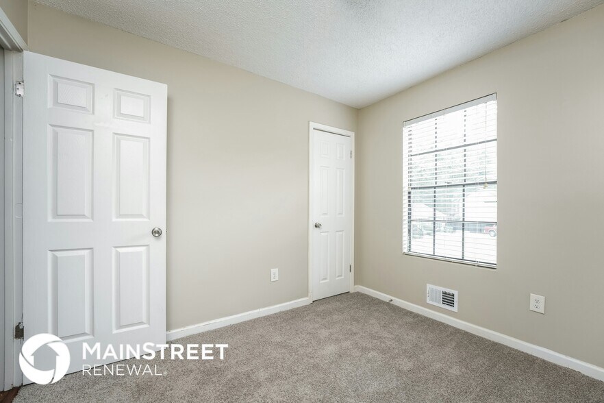 Building Photo - 5517 Hadrian Ct