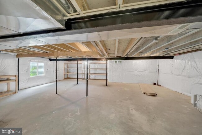 Building Photo - 224 Sundance Ln