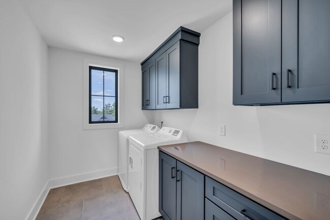 Building Photo - Modern Luxury Living in East Nashville