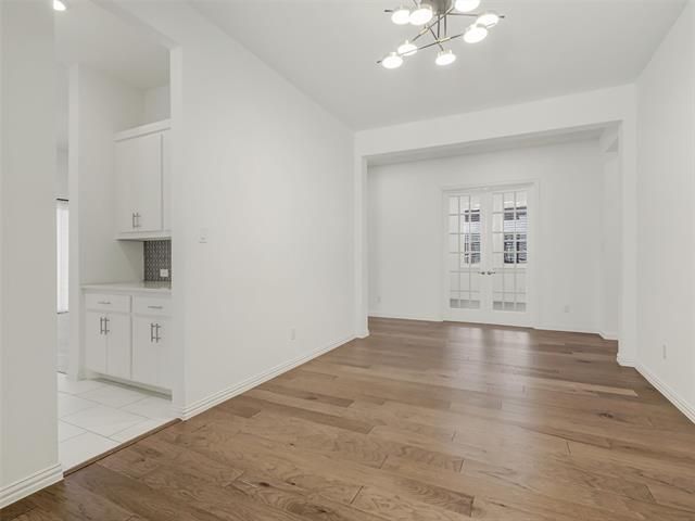 Building Photo - 8308 Pine Valley Dr
