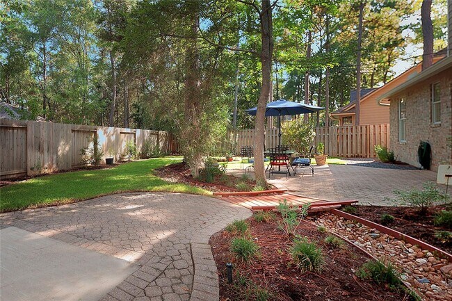 Building Photo - 251 N Maple Glade Cir