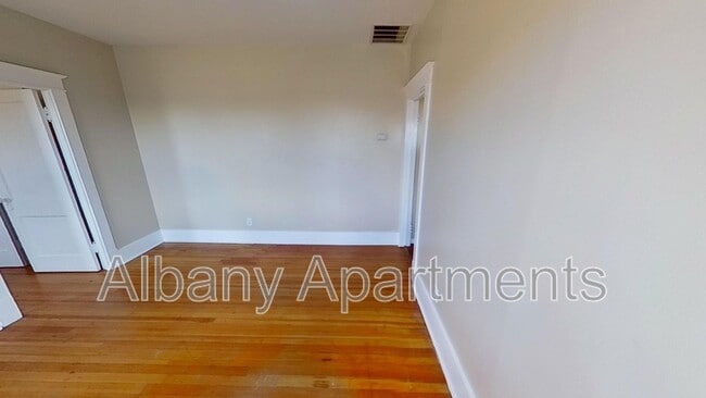 Building Photo - 469 Delaware Ave