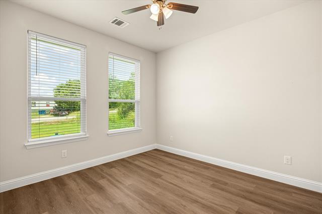 Building Photo - 2414 Forest Hill Ln