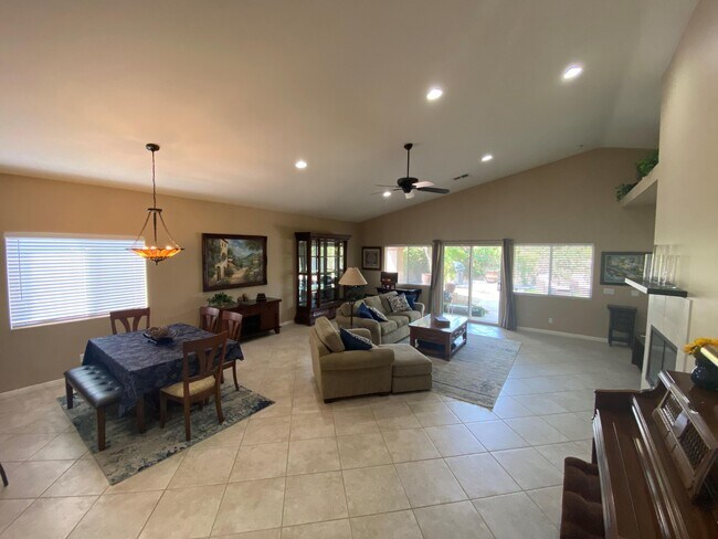 Building Photo - 80100 Presidio Ct