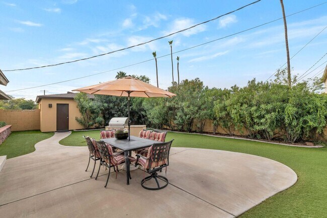 Building Photo - Rates Vary: $4,495 - $9,995