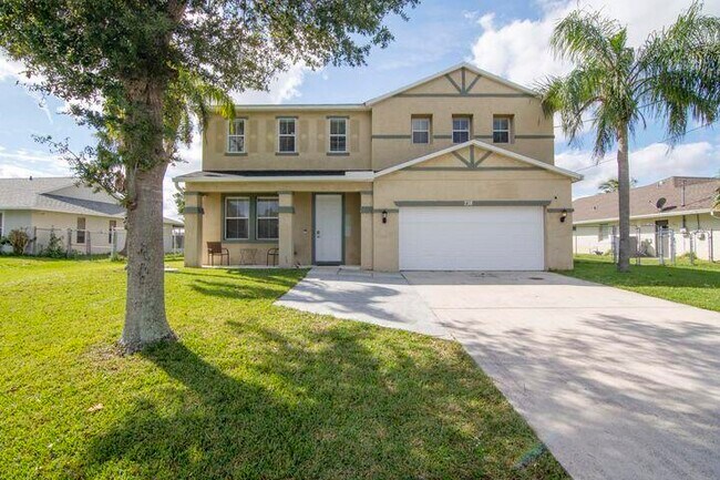 Primary Photo - 738 SW Dalton Cir