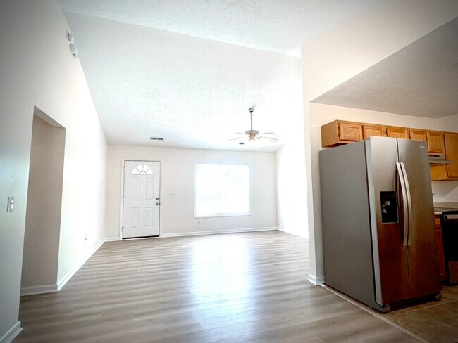 Building Photo - 1005 Gordon Woods Rd