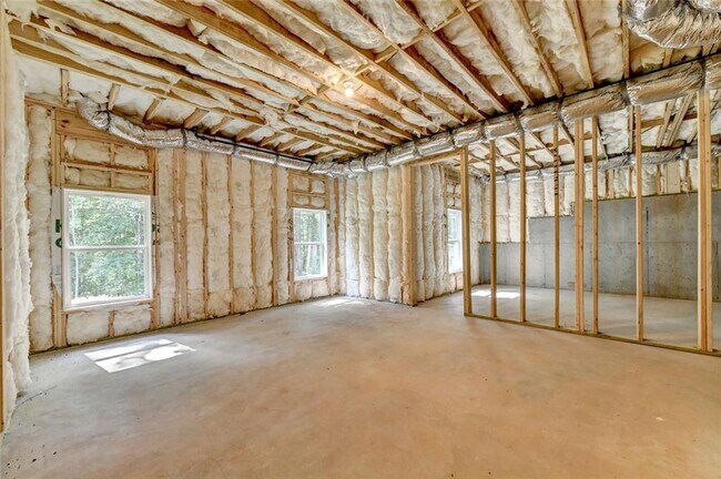 Building Photo - 9135 Fox Trail Ln