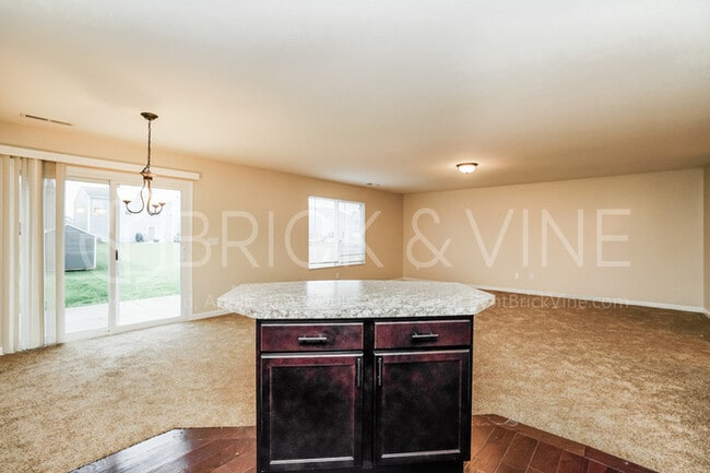 Building Photo - 4964 Grimm Dr