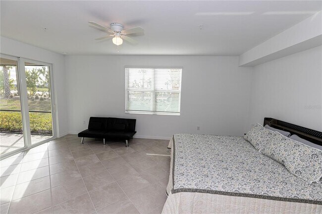 Building Photo - 16572 Kingwood Ln