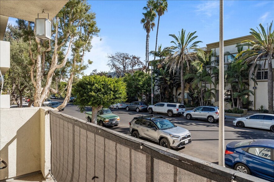 Building Photo - 8163 Redlands St