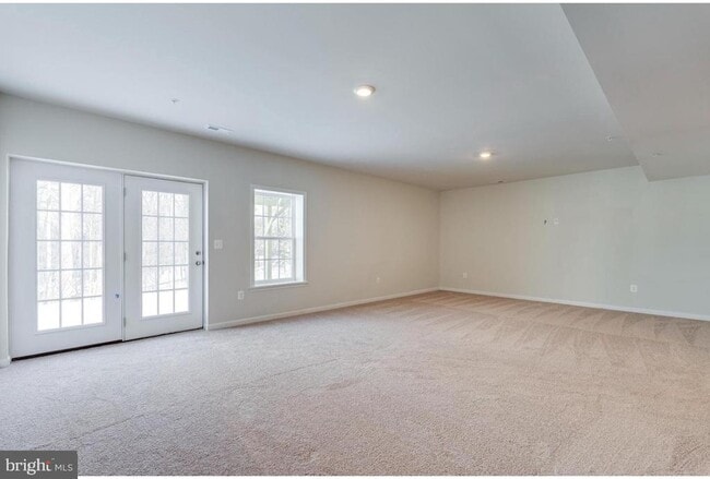 Building Photo - 10810 Meridian Hill Way