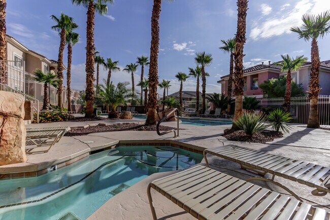 Community Spa - 10525 Autumn Pine Ave