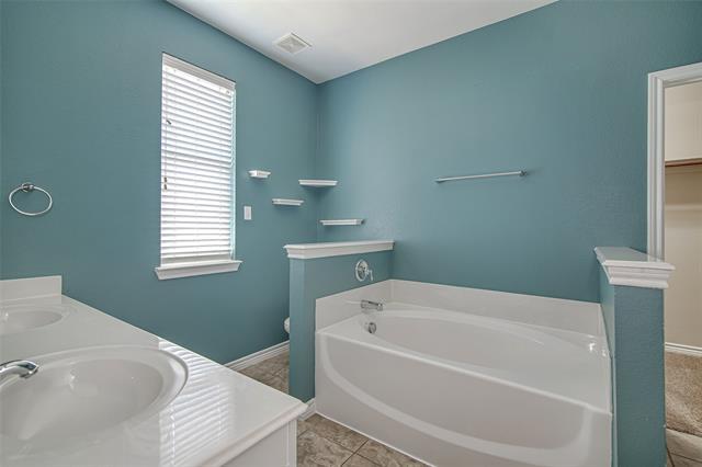 Building Photo - 4321 Twinleaf Dr