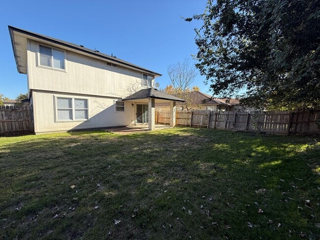 Building Photo - 1305 Fox Creek Dr