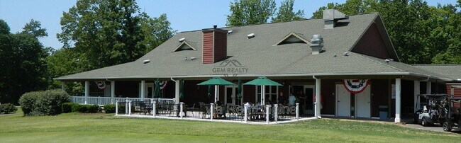 Building Photo - 102 Monroe St