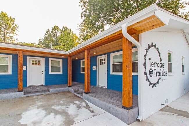 Building Photo - Pet-Friendly 1-Bedroom Apartment in Downtown Rogers –  Move-In Special!