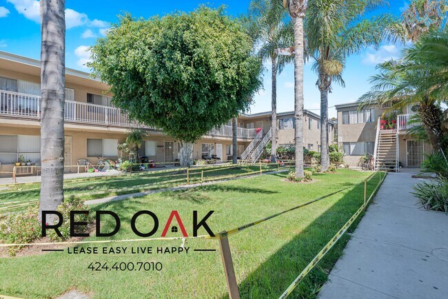 Building Photo - 9260 Palm St