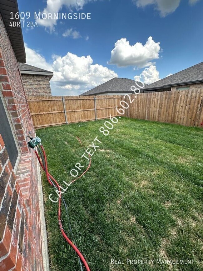 Building Photo - 1609 Morningside-