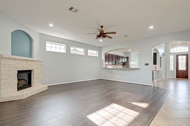 Building Photo - 24922 Florina Ranch Dr