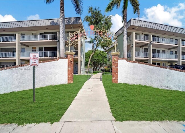 Building Photo - 250 Layne Blvd