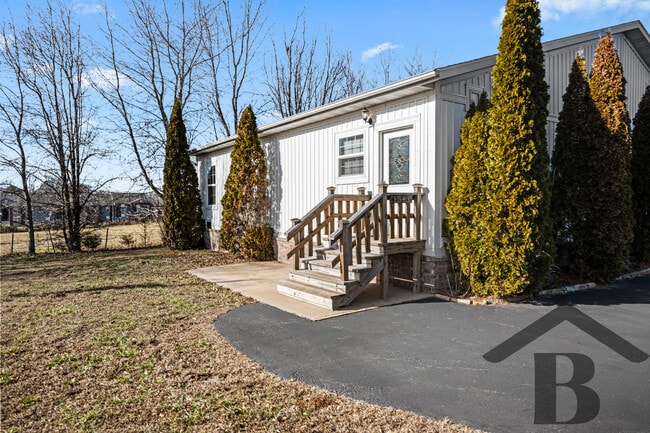 Building Photo - 1543 S Tuscany Ct