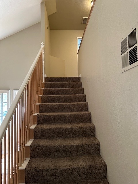 Building Photo - Modesto 5 Bedroom 3 Bathroom with a Pool