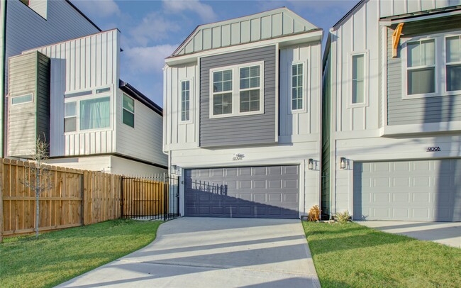 Building Photo - 4109 Hare St