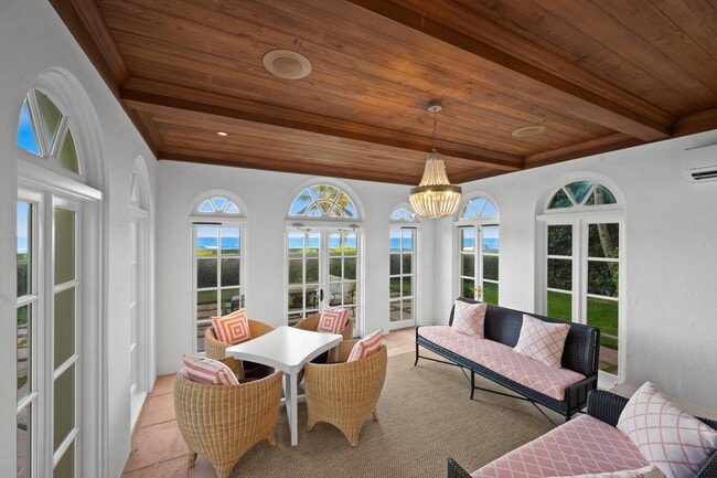 Building Photo - 240 N Ocean Blvd