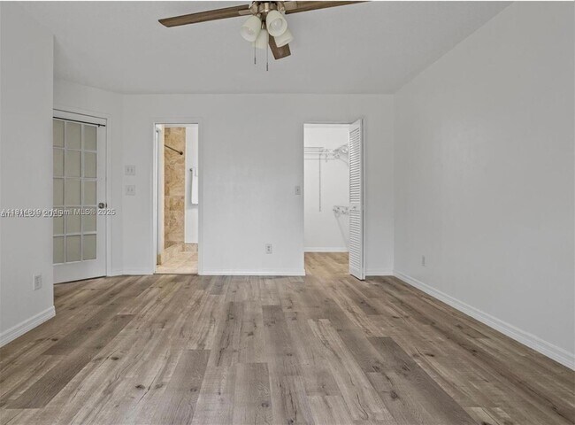 Building Photo - 11041 SW 11th Ct