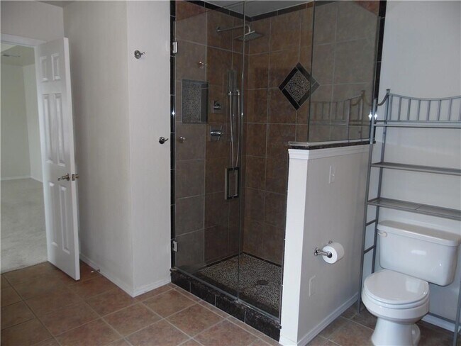 Building Photo - 1908 SW Marquette Rd